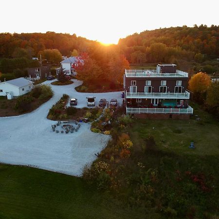 Resort Lac Ste-Marie Lac Sainte-Marie Extérieur photo